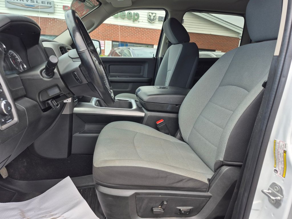 2022 Ram 1500 Classic Express in Woodstock, New Brunswick - 9 - w1024h768px