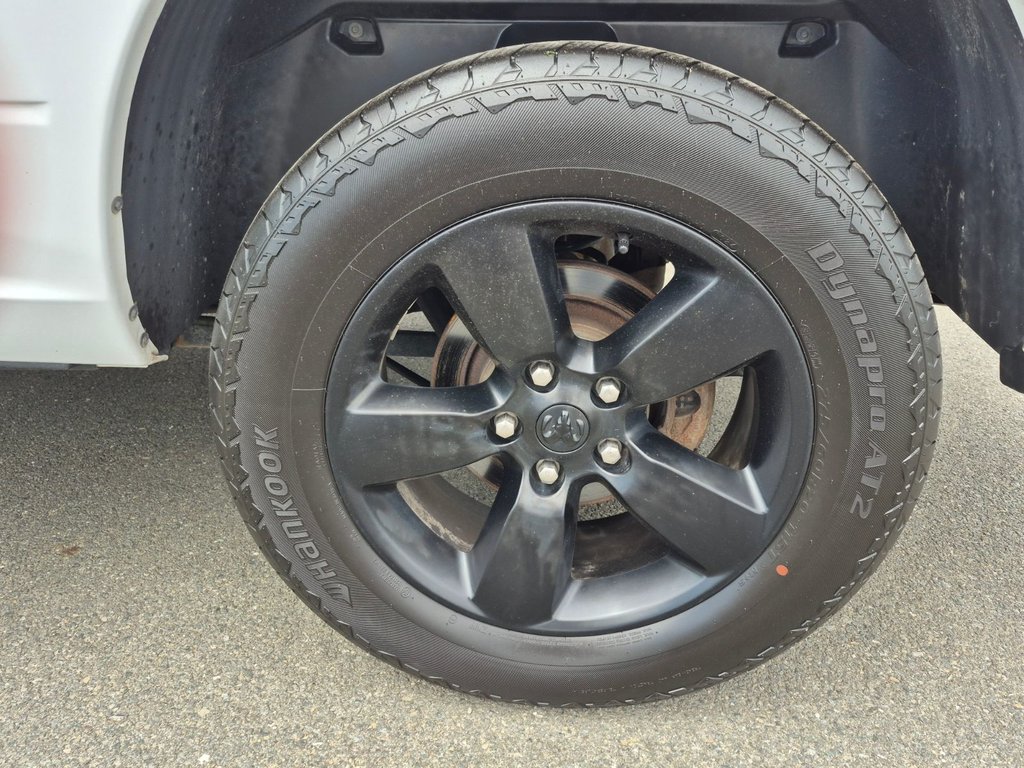 2022 Ram 1500 Classic Express in Woodstock, New Brunswick - 13 - w1024h768px