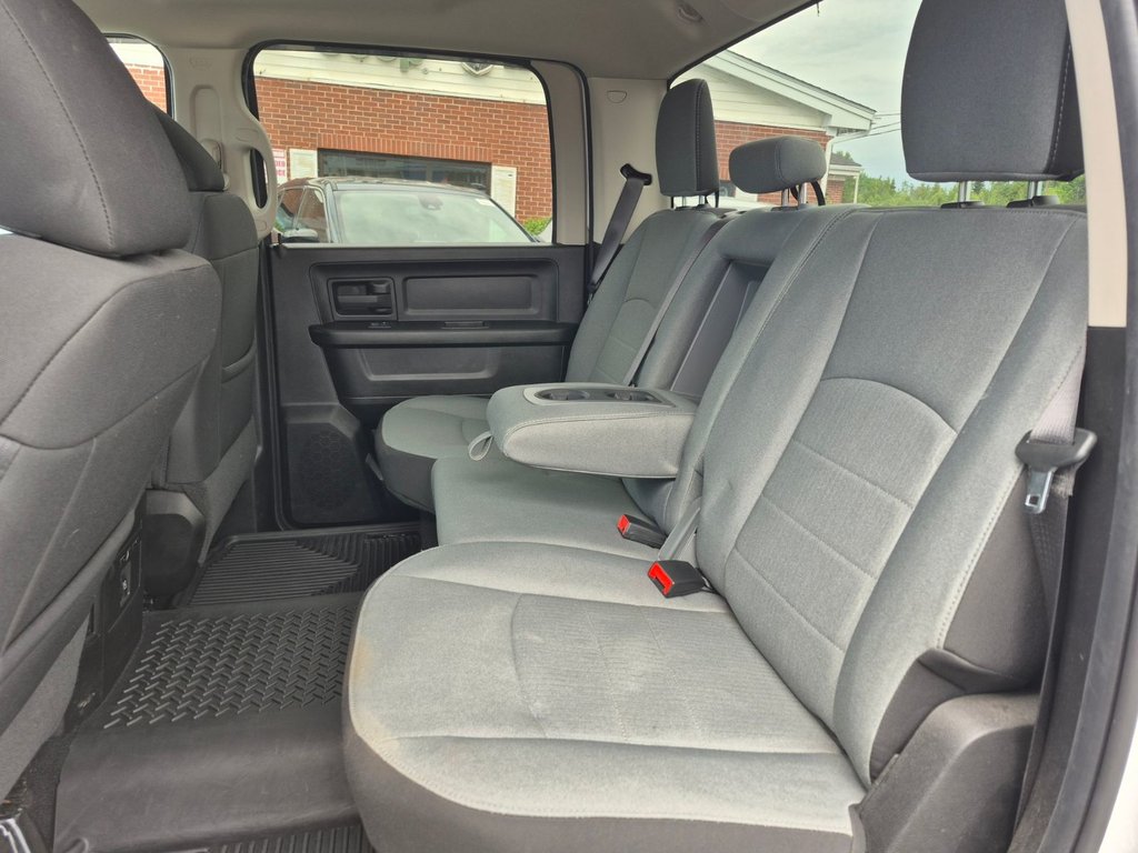 2022 Ram 1500 Classic Express in Woodstock, New Brunswick - 11 - w1024h768px