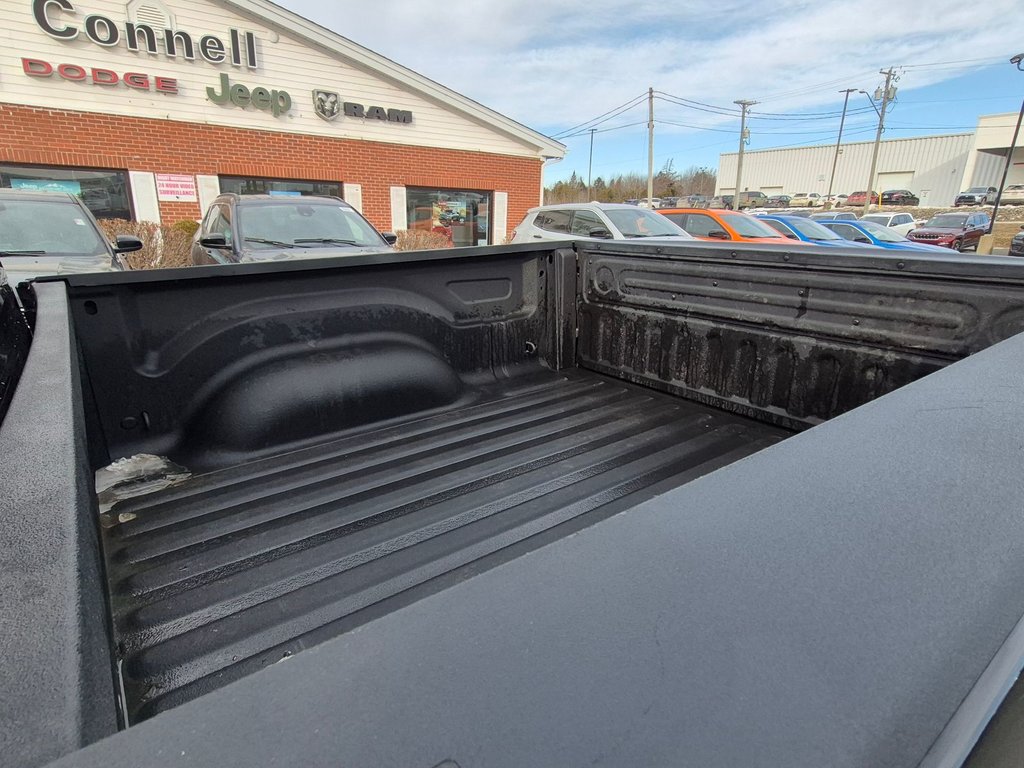 2024 Ram 1500 Classic Tradesman in Woodstock, New Brunswick - 12 - w1024h768px
