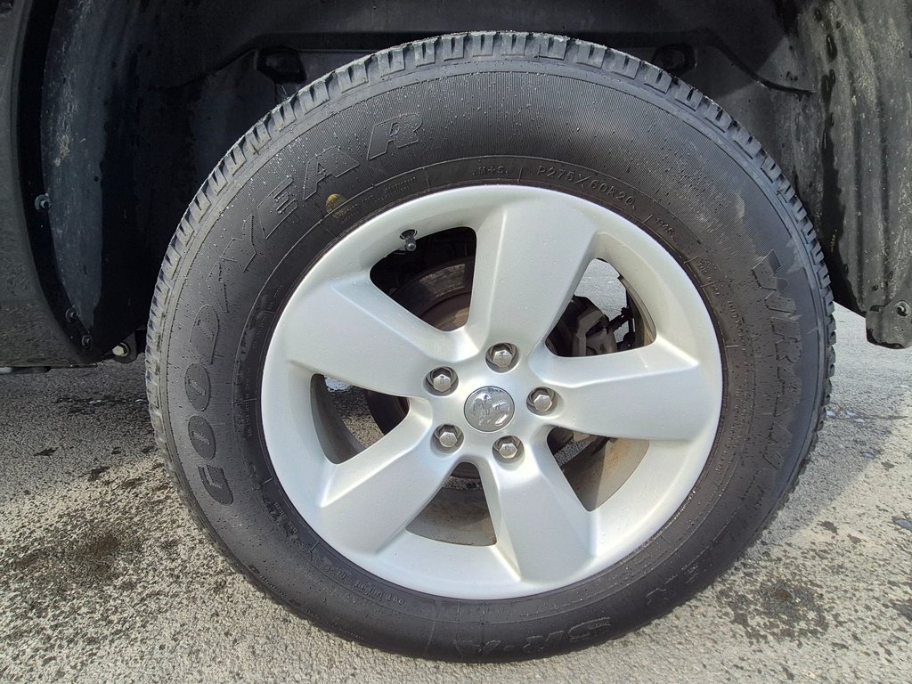 2024 Ram 1500 Classic Tradesman in Woodstock, New Brunswick - 13 - w1024h768px