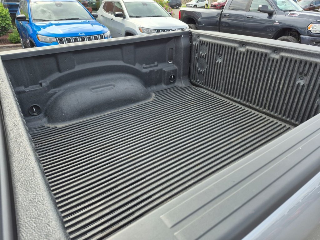 2022 Ram 1500 Big Horn in Woodstock, New Brunswick - 12 - w1024h768px