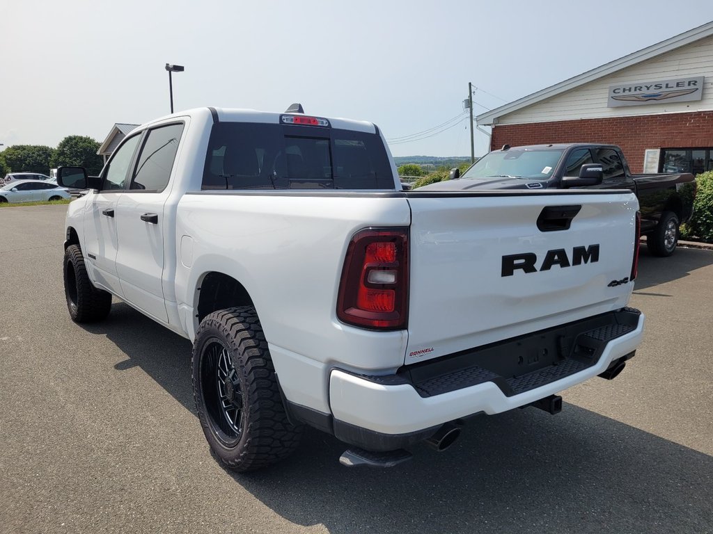 2025 Ram 1500 TRADESMAN in Woodstock, New Brunswick - 7 - w1024h768px