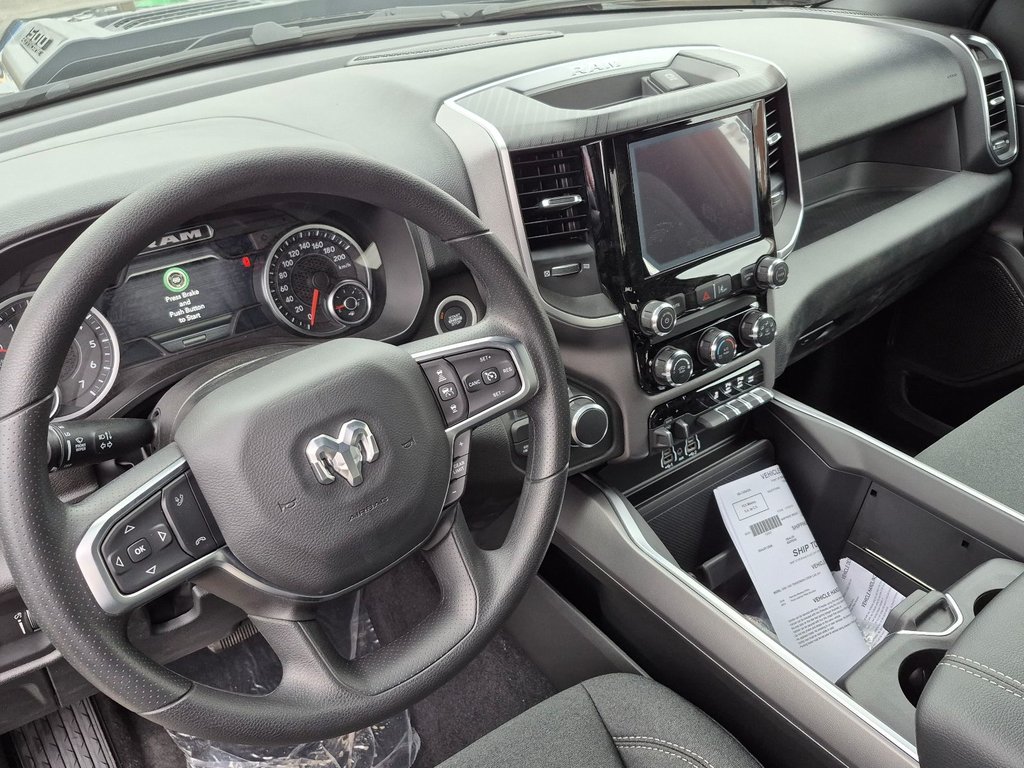 2026 Ram 1500 EXPRESS in Woodstock, New Brunswick - 10 - w1024h768px