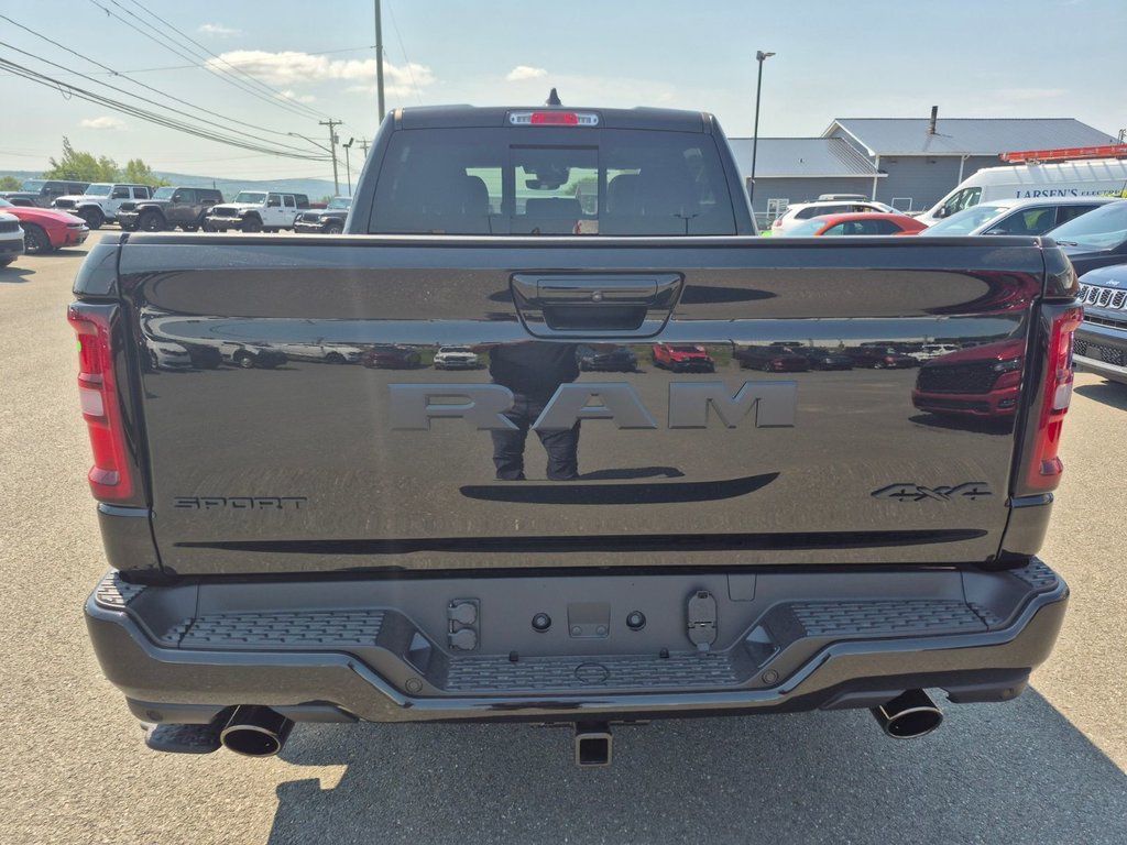 Ram 1500 SPORT 2026 à Woodstock, Nouveau-Brunswick - 6 - w1024h768px