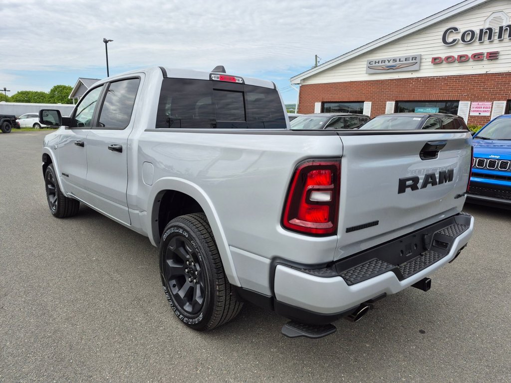 2026 Ram 1500 BIG HORN in Woodstock, New Brunswick - 7 - w1024h768px