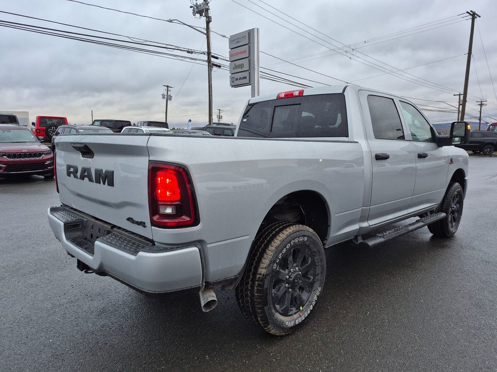 2026 Ram 2500 BLACK EXPRESS in Woodstock, New Brunswick - 5 - w1024h768px
