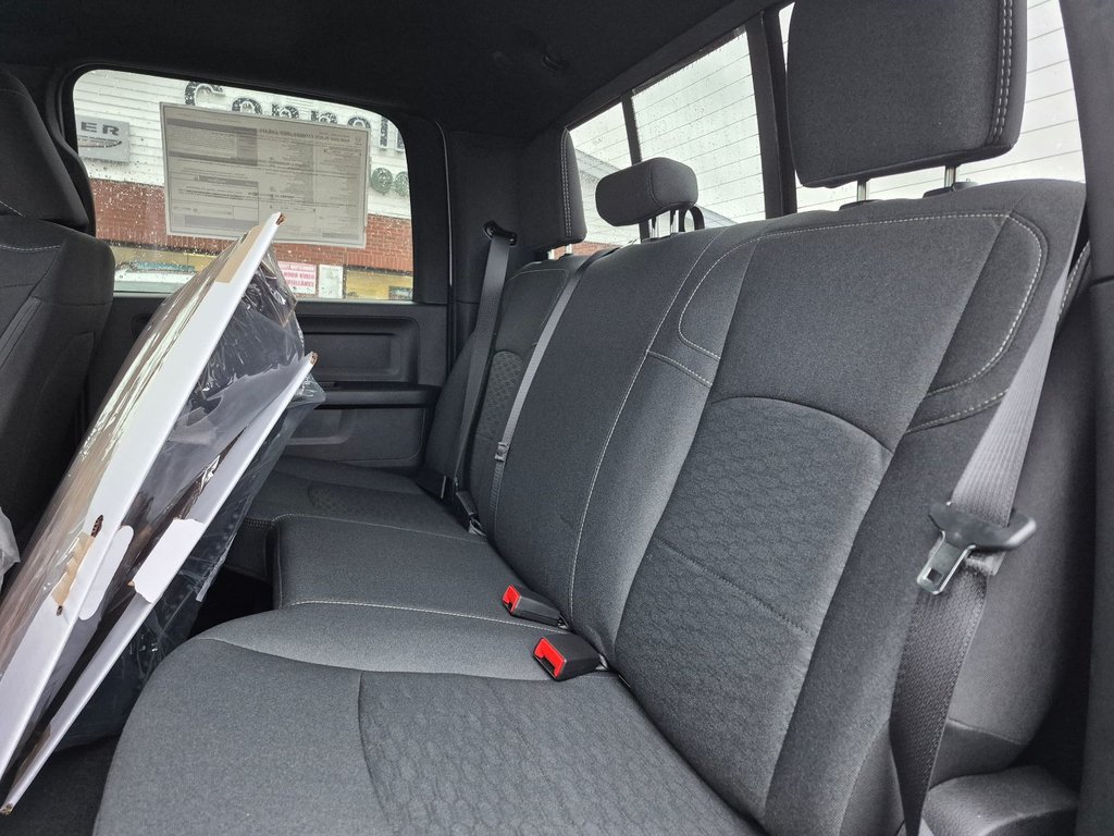 2026 Ram 2500 BLACK EXPRESS in Woodstock, New Brunswick - 11 - w1024h768px