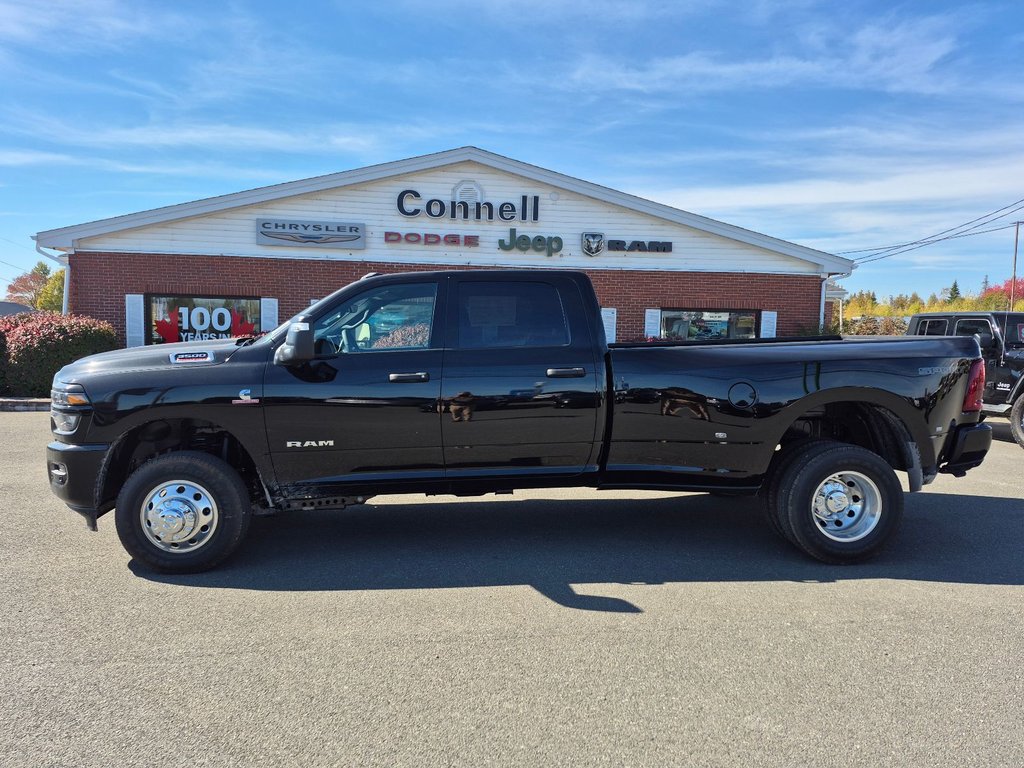 2026 Ram 3500 BIG HORN in Woodstock, New Brunswick - 8 - w1024h768px