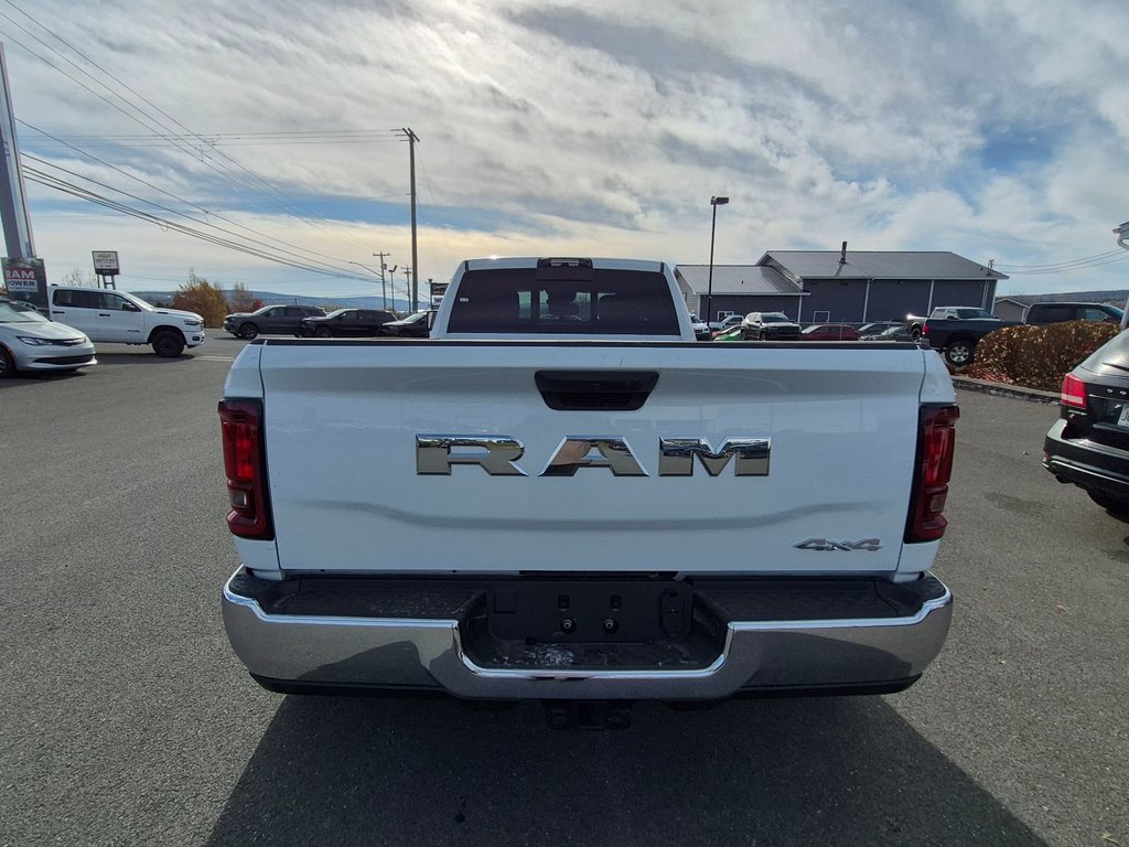 Ram 3500 TRADESMAN 2026 à Woodstock, Nouveau-Brunswick - 6 - w1024h768px