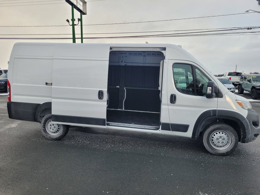 Ram PROMASTER CARGO VAN 3500 TRADESMAN W/ PASS SEAT 2025 à Woodstock, Nouveau-Brunswick - 8 - w1024h768px