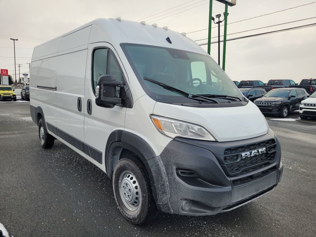 Ram PROMASTER CARGO VAN 3500 TRADESMAN W/ PASS SEAT 2025 à Woodstock, Nouveau-Brunswick - 3 - w1024h768px