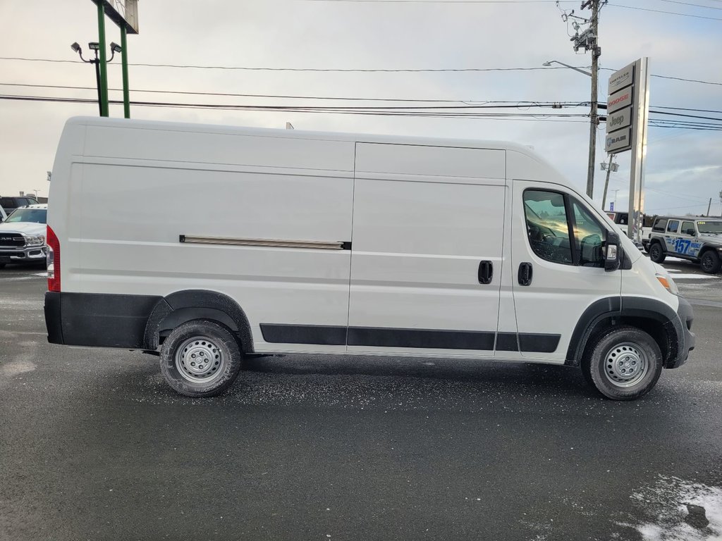 Ram PROMASTER CARGO VAN 3500 TRADESMAN W/ PASS SEAT 2025 à Woodstock, Nouveau-Brunswick - 4 - w1024h768px