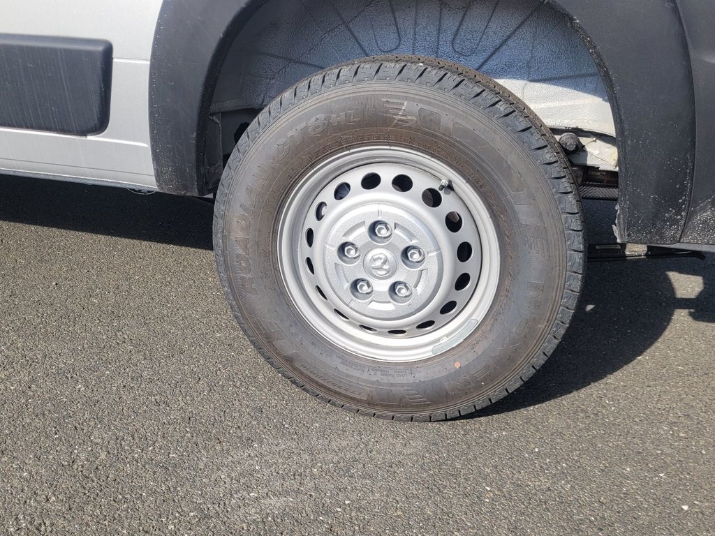 2025 Ram Promaster Cargo Van 3500 TRADESMAN W/ PASS SEAT in Woodstock, New Brunswick - 13 - w1024h768px