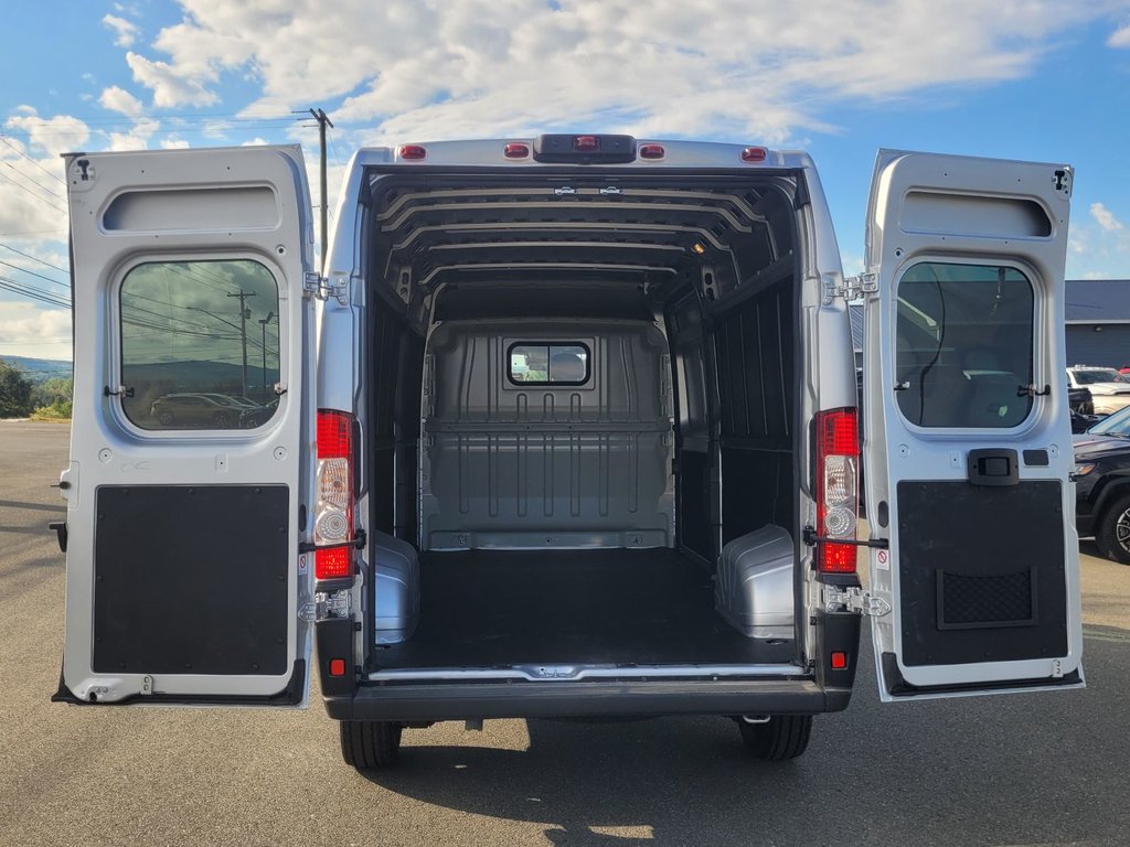 2025 Ram Promaster Cargo Van 3500 TRADESMAN W/ PASS SEAT in Woodstock, New Brunswick - 11 - w1024h768px