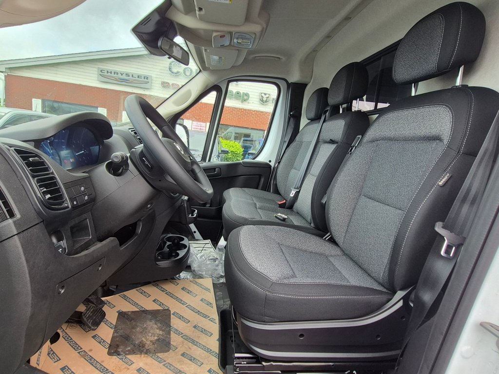 Ram Promaster Cargo Van 3500 TRADESMAN W/ PASS SEAT 2026 à Woodstock, Nouveau-Brunswick - 9 - w1024h768px