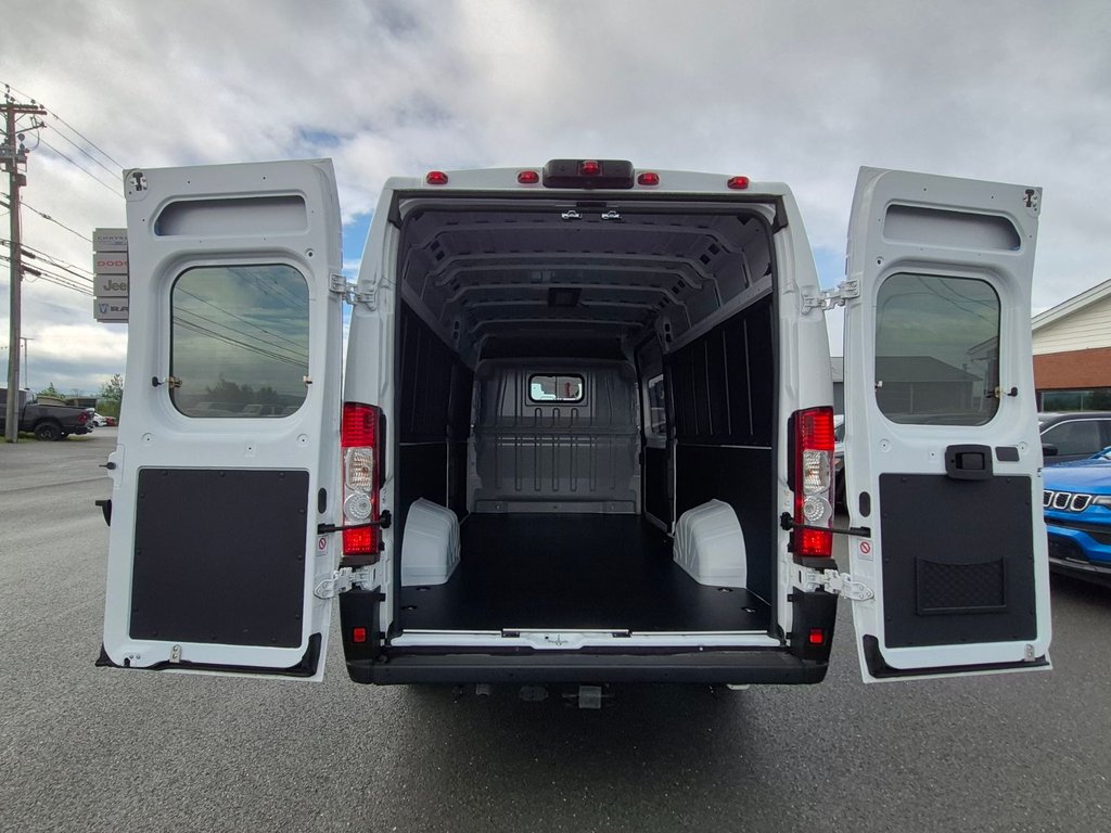 Ram Promaster Cargo Van 3500 TRADESMAN W/ PASS SEAT 2026 à Woodstock, Nouveau-Brunswick - 11 - w1024h768px