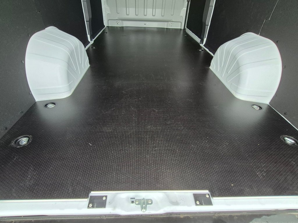 Ram Promaster Cargo Van 3500 TRADESMAN W/ PASS SEAT 2026 à Woodstock, Nouveau-Brunswick - 13 - w1024h768px