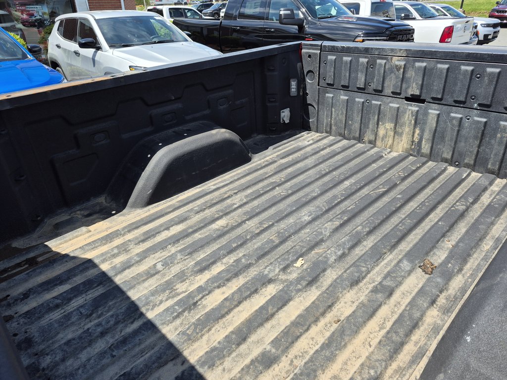 Chevrolet Silverado 1500 RST 2022 à Woodstock, Nouveau-Brunswick - 11 - w1024h768px
