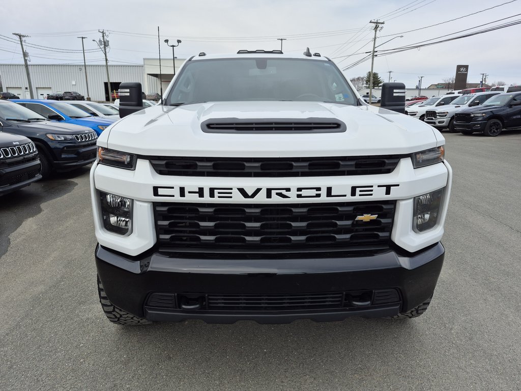 2023 Chevrolet Silverado 2500HD in Woodstock, New Brunswick - 2 - w1024h768px