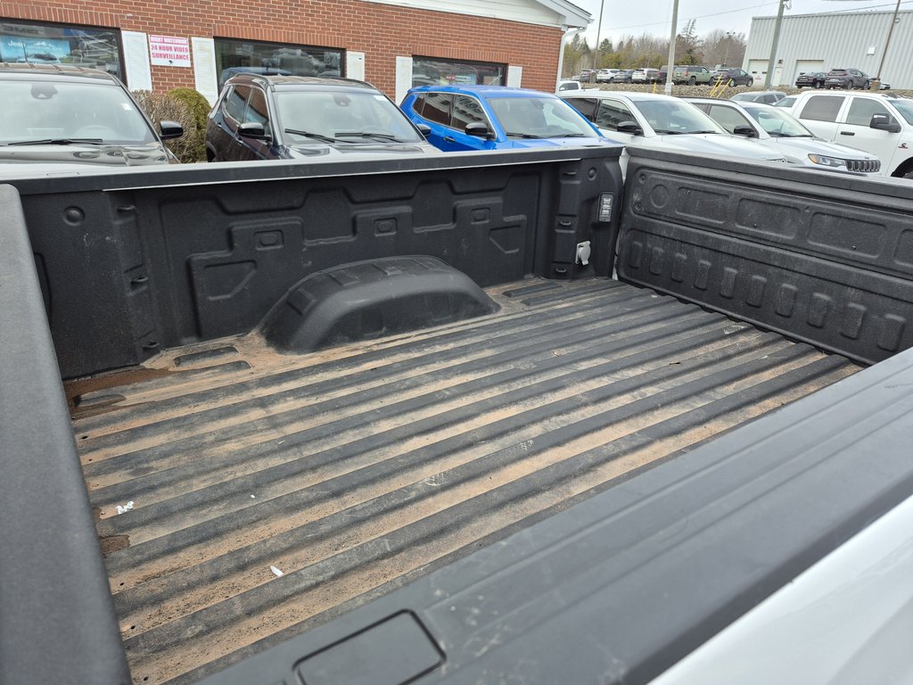 2023 Chevrolet Silverado 2500HD in Woodstock, New Brunswick - 12 - w1024h768px