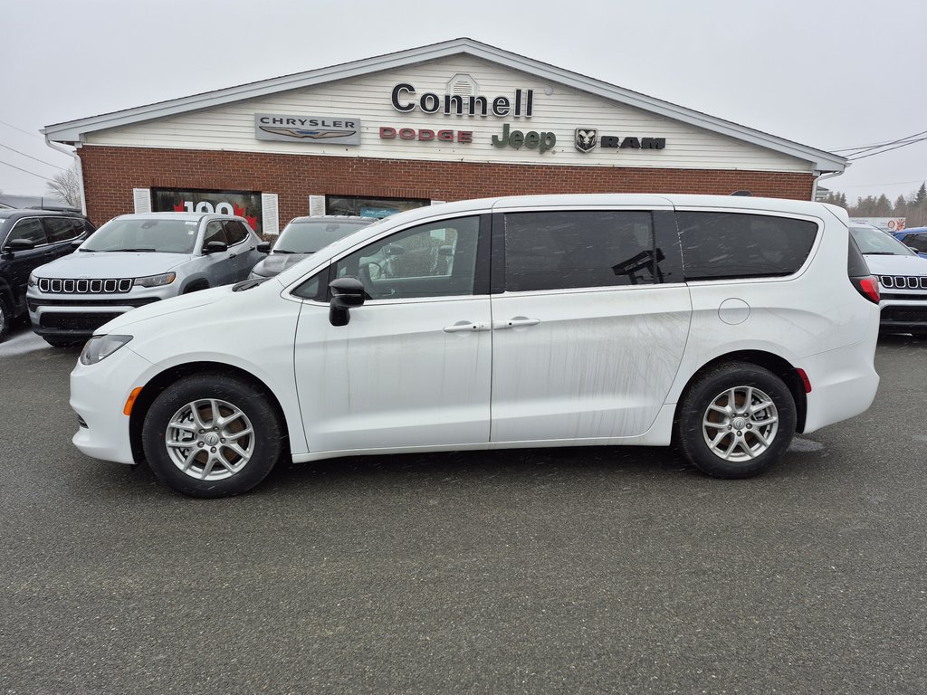 Chrysler Grand Caravan SXT 2026 à Woodstock, Nouveau-Brunswick - 7 - w1024h768px