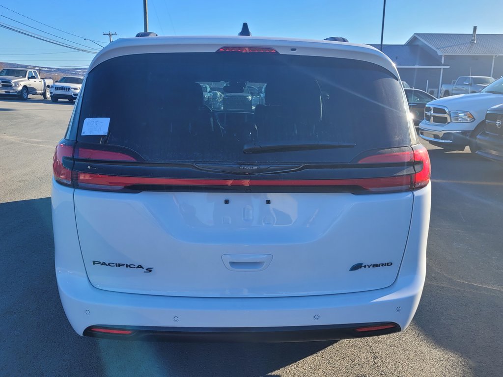 2024  Pacifica Hybrid PREMIUM S APPEARANCE in Woodstock, New Brunswick - 6 - w1024h768px