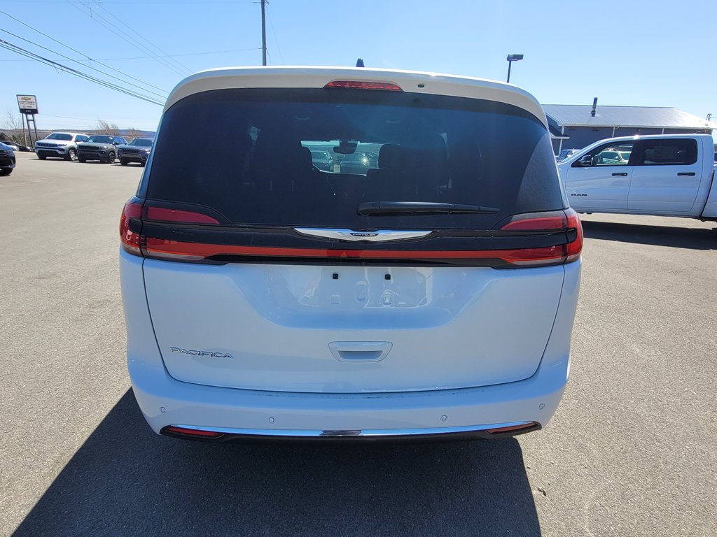 2024  Pacifica TOURING in Woodstock, New Brunswick - 6 - w1024h768px