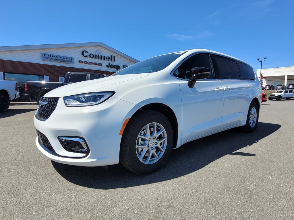 2024  Pacifica TOURING in Woodstock, New Brunswick - 1 - w1024h768px