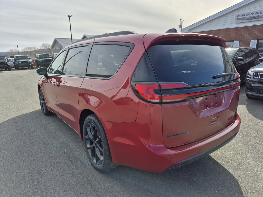 2026 Chrysler Pacifica SELECT in Woodstock, New Brunswick - 7 - w1024h768px