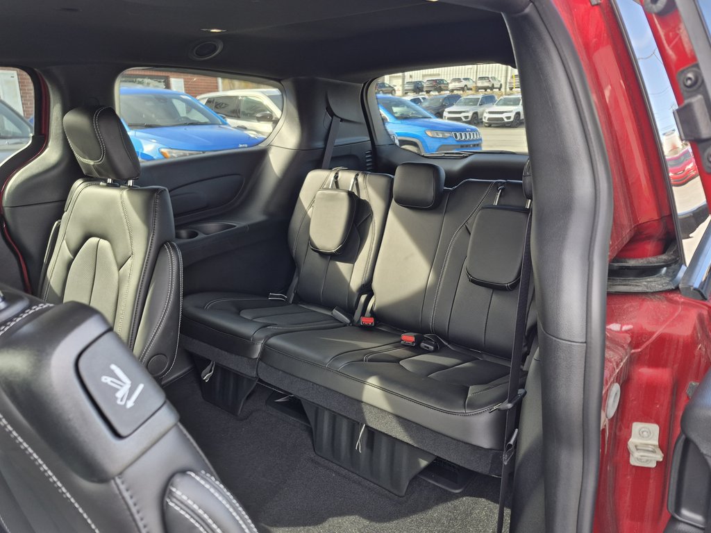 2026 Chrysler Pacifica SELECT in Woodstock, New Brunswick - 12 - w1024h768px