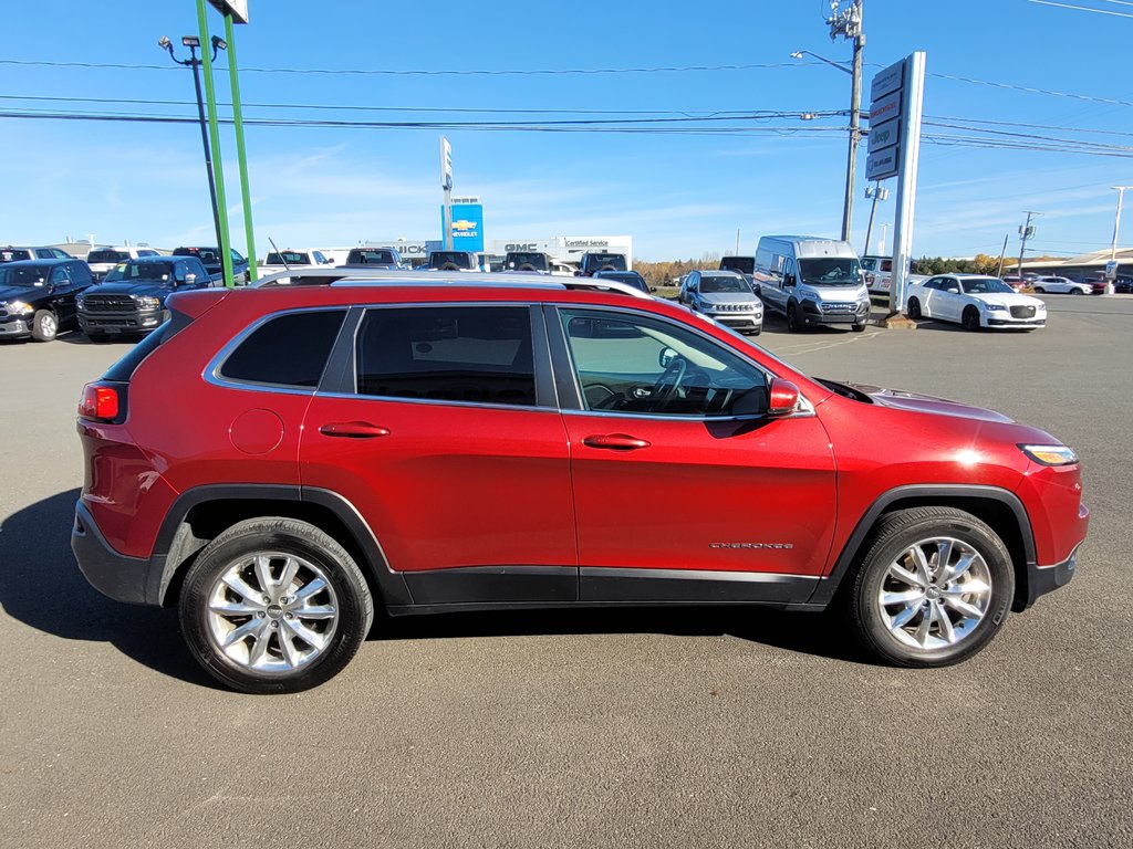 Cherokee Limited 2015 à Woodstock, Nouveau-Brunswick - 3 - w1024h768px