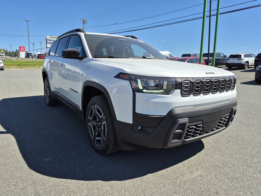 Jeep Cherokee LAREDO 2026 à Woodstock, Nouveau-Brunswick - 3 - w1024h768px