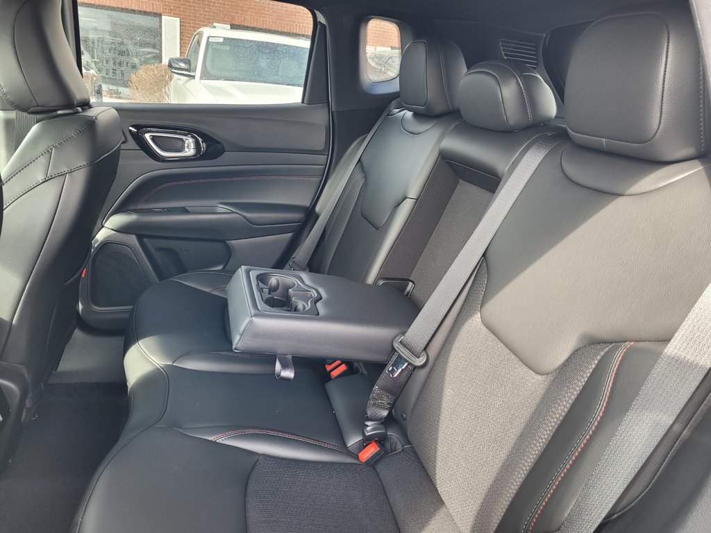 Jeep COMPASS TRAILHAWK 2023 à Woodstock, Nouveau-Brunswick - 12 - w1024h768px