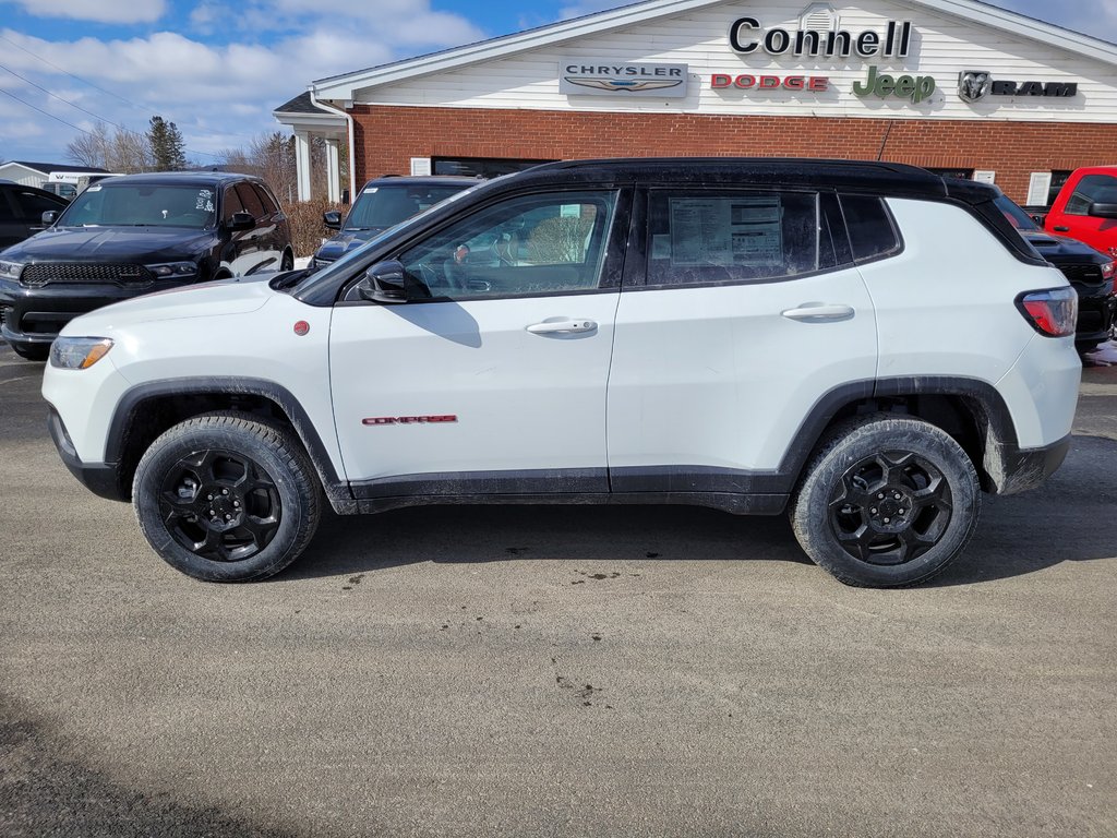 Jeep COMPASS TRAILHAWK 2023 à Woodstock, Nouveau-Brunswick - 8 - w1024h768px