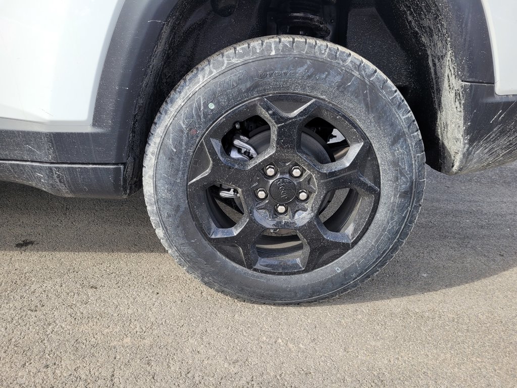 Jeep COMPASS TRAILHAWK 2023 à Woodstock, Nouveau-Brunswick - 13 - w1024h768px