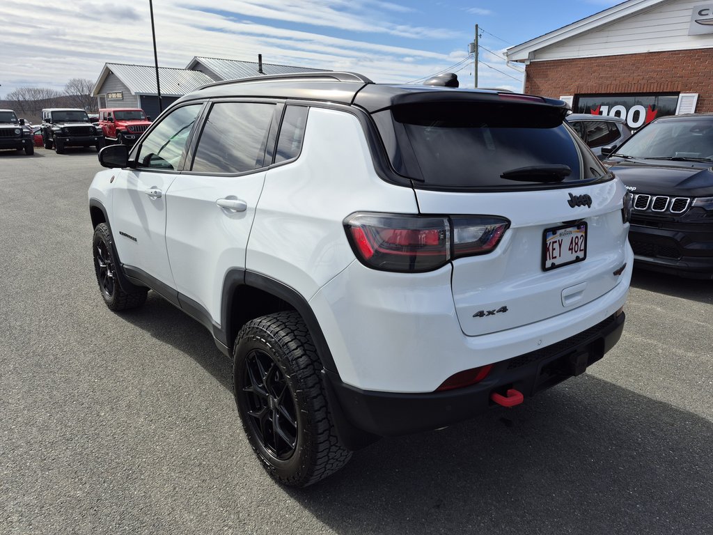 Jeep Compass Trailhawk Elite 2024 à Woodstock, Nouveau-Brunswick - 7 - w1024h768px