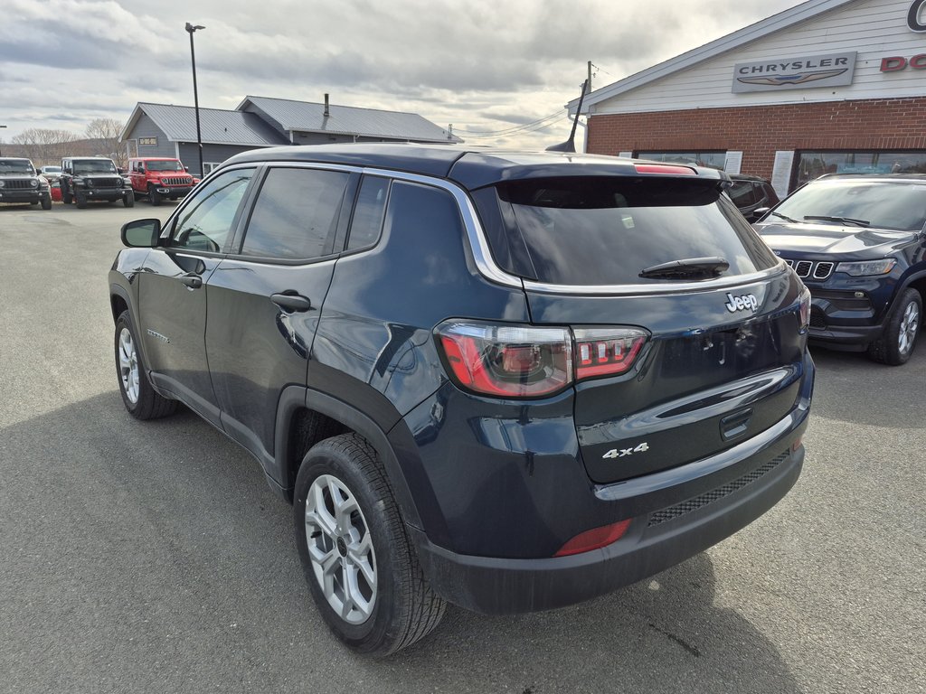 2026 Jeep Compass SPORT in Woodstock, New Brunswick - 7 - w1024h768px