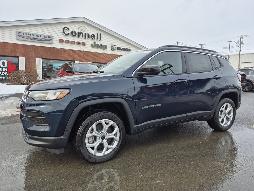 Jeep Compass NORTH 2026 à Woodstock, Nouveau-Brunswick - 1 - w1024h768px