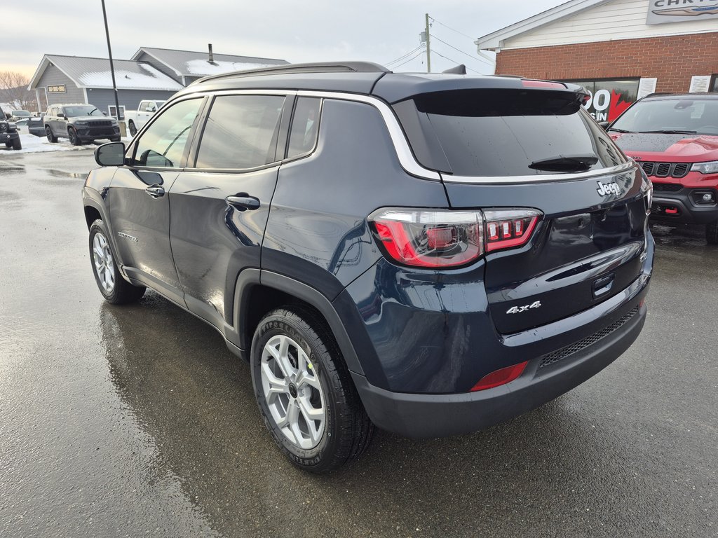 Jeep Compass NORTH 2026 à Woodstock, Nouveau-Brunswick - 6 - w1024h768px