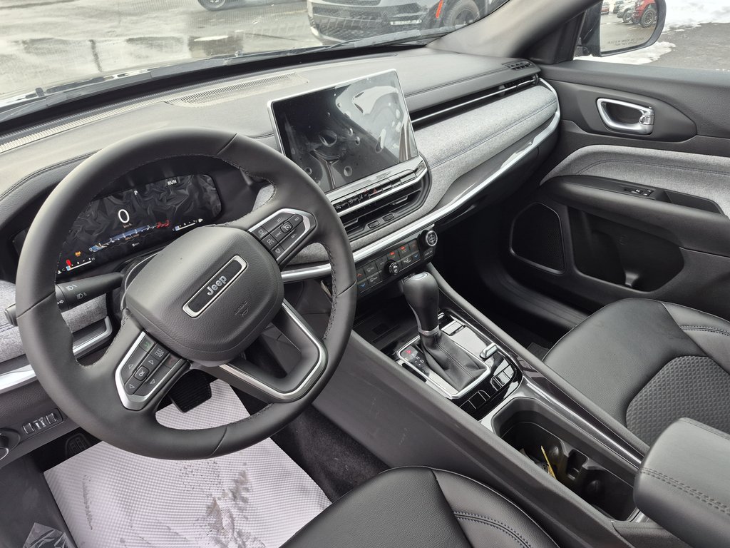 Jeep Compass NORTH 2026 à Woodstock, Nouveau-Brunswick - 9 - w1024h768px