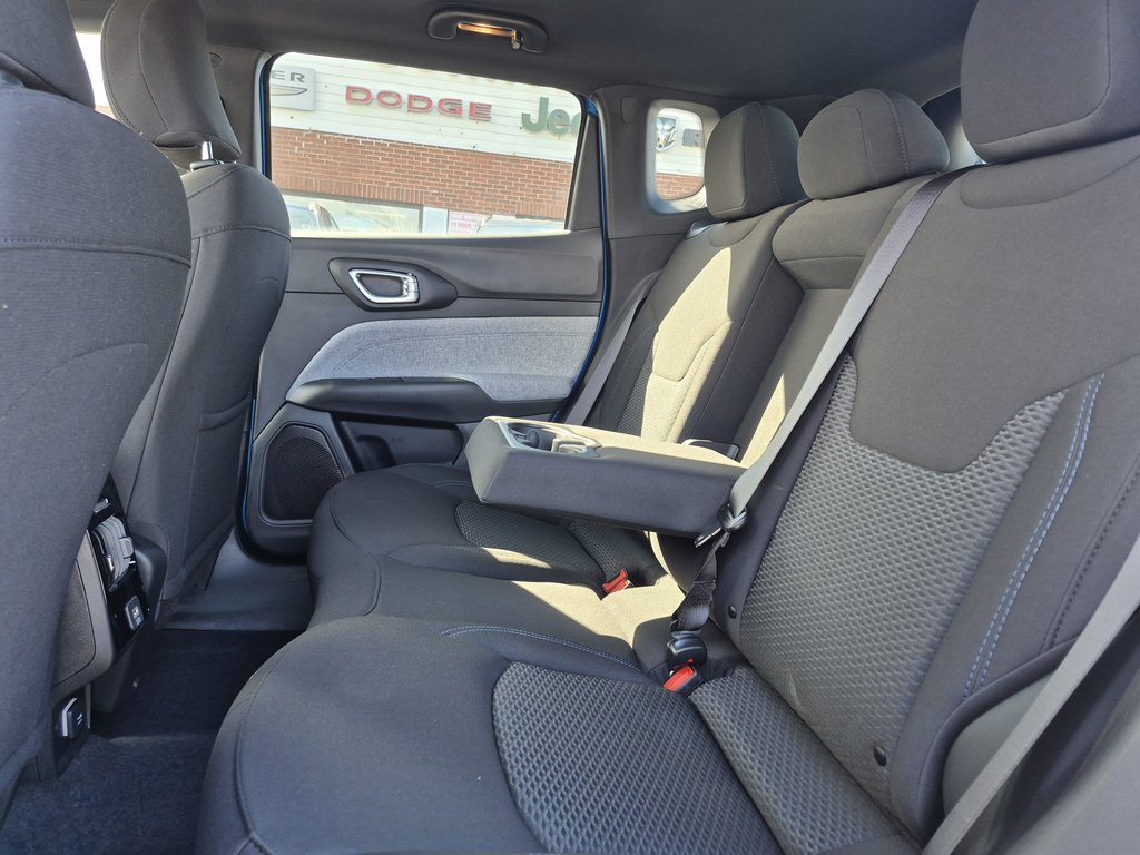 2026 Jeep Compass SPORT in Woodstock, New Brunswick - 11 - w1024h768px