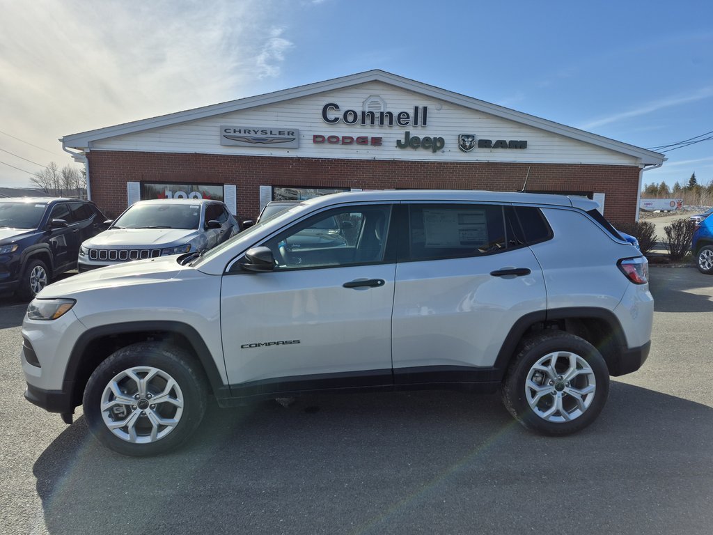 2026 Jeep Compass SPORT in Woodstock, New Brunswick - 7 - w1024h768px