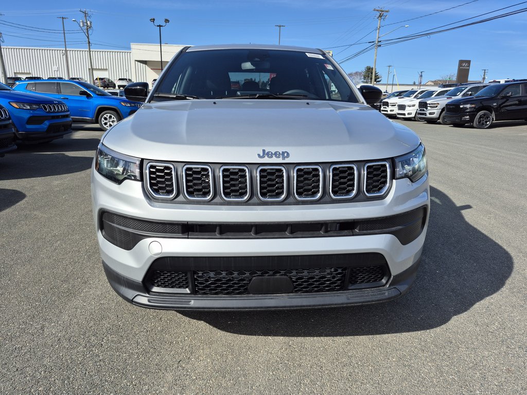 2026 Jeep Compass SPORT in Woodstock, New Brunswick - 2 - w1024h768px