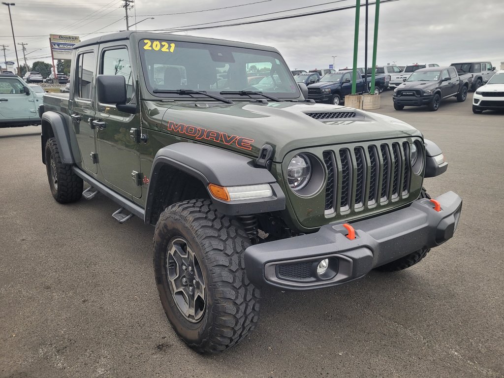 商品画像：2025 Jeep Gladiator - Models & Specs | Jeep Canada 2