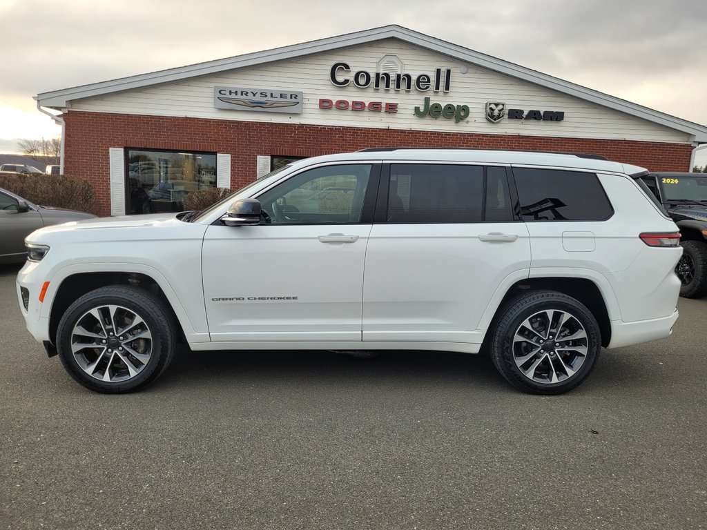 2023  Grand Cherokee L Overland in Woodstock, New Brunswick - 7 - w1024h768px