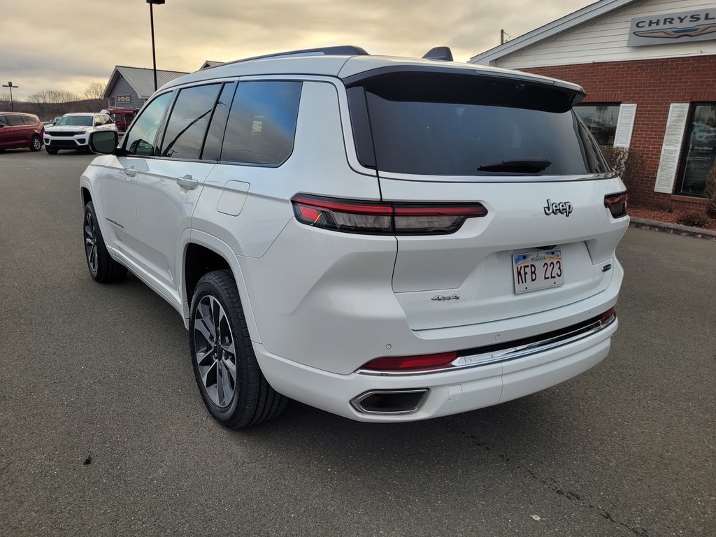 2023  Grand Cherokee L Overland in Woodstock, New Brunswick - 8 - w1024h768px