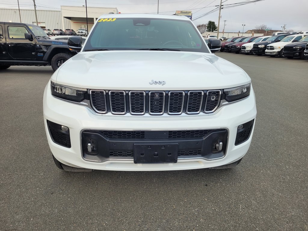 2023  Grand Cherokee L Overland in Woodstock, New Brunswick - 2 - w1024h768px