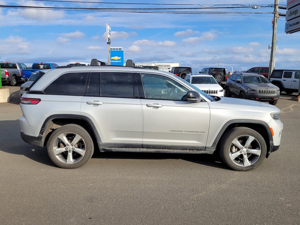 2022  Grand Cherokee Limited in Woodstock, New Brunswick - 6 - w1024h768px