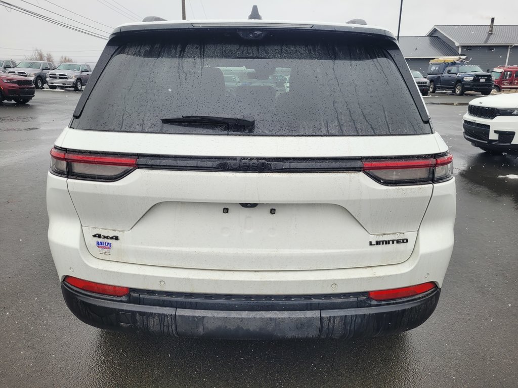 2023  Grand Cherokee Limited in Woodstock, New Brunswick - 5 - w1024h768px
